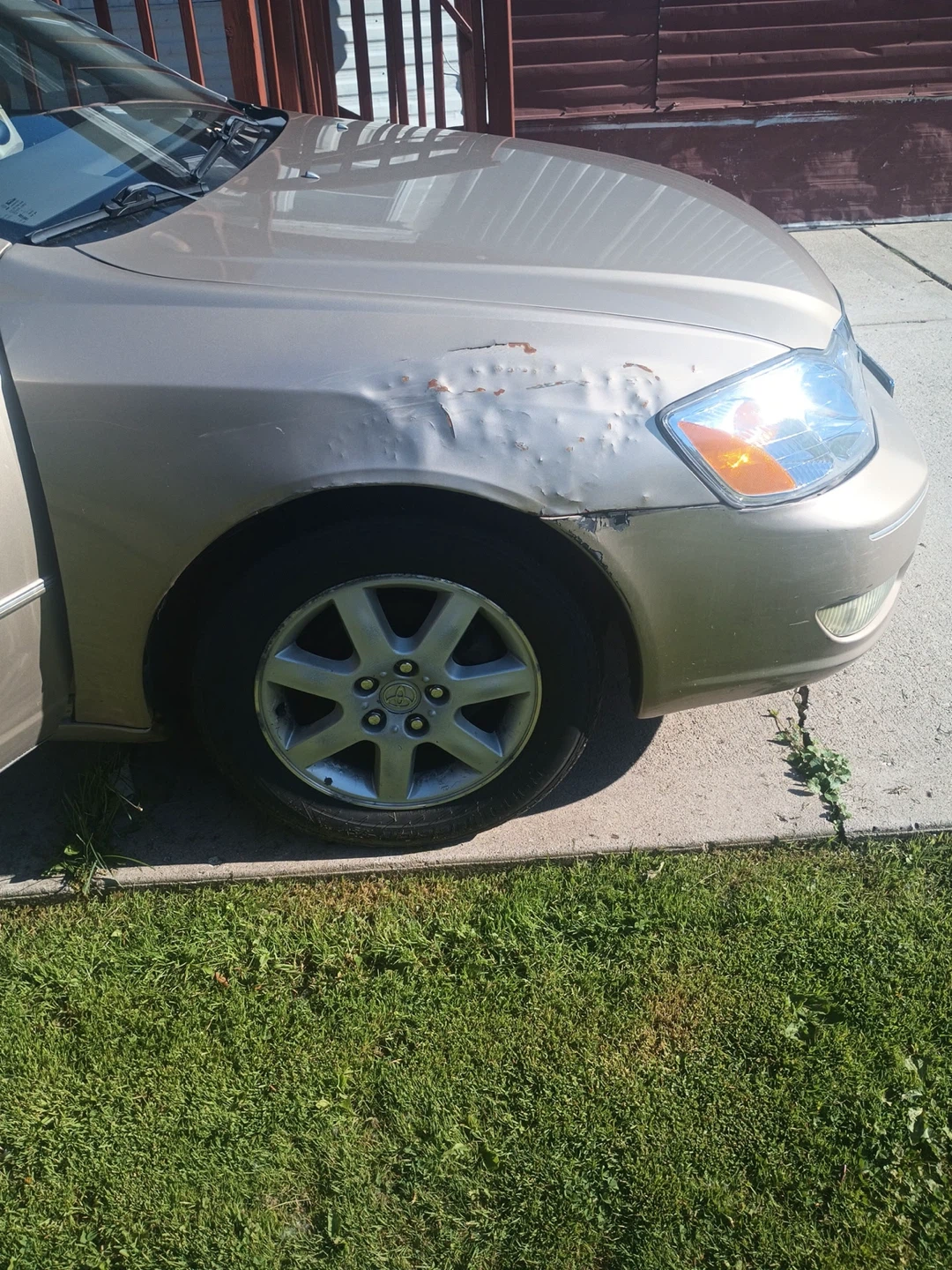 Toyota Avalon XLE Sedan - photo 2