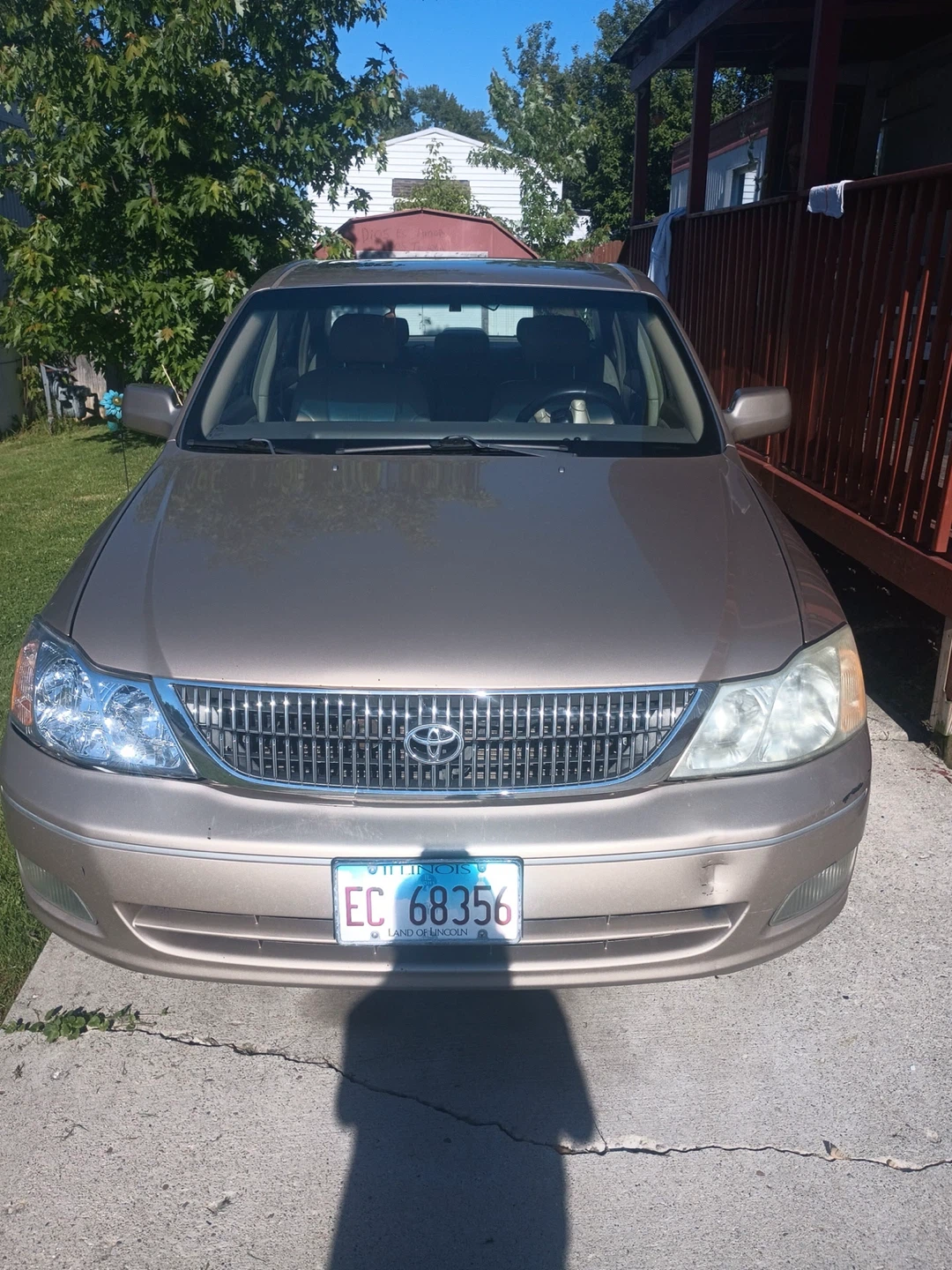 Toyota Avalon XLE Sedan - photo 3