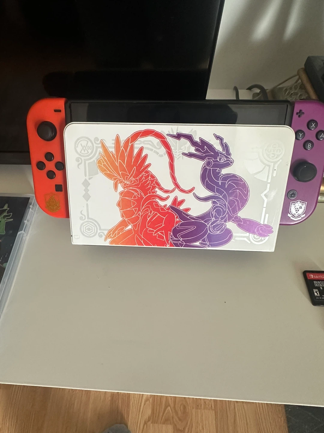 Nintendo Switch OLED (POKEMON EDITION) - photo 4