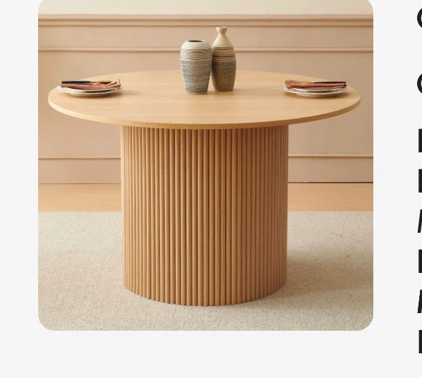 Brisa Round Oak Dining Table