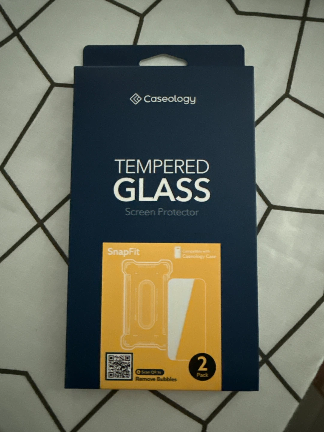Caseology Tempered Glass - Iphone 16 / 17 pro max
