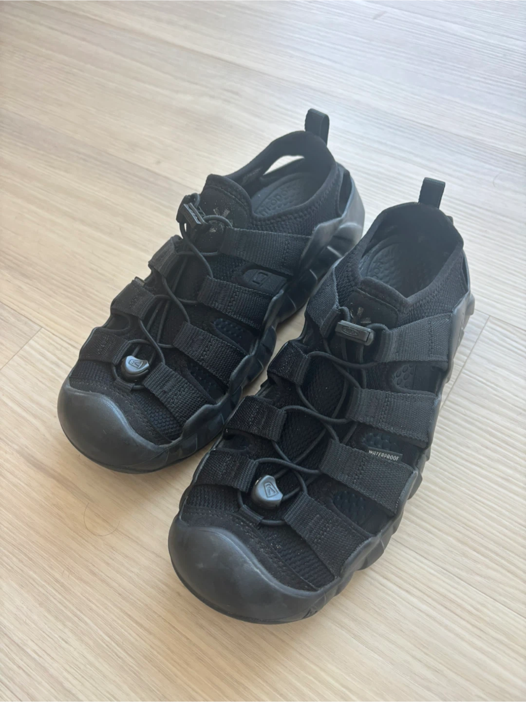 Keen hyperport sandal h2 triple black size 9