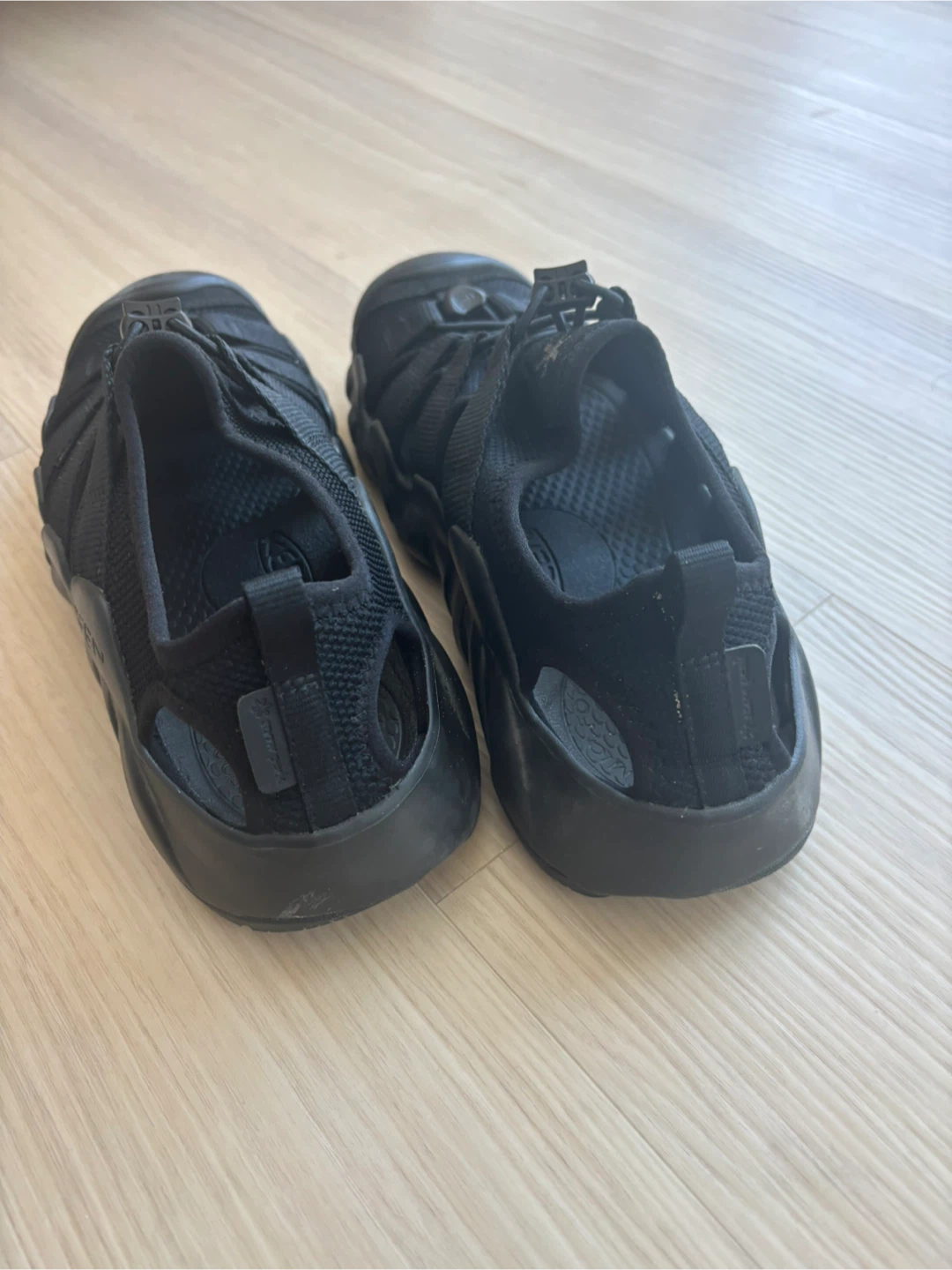 Keen hyperport sandal h2 triple black size 9 - photo 2