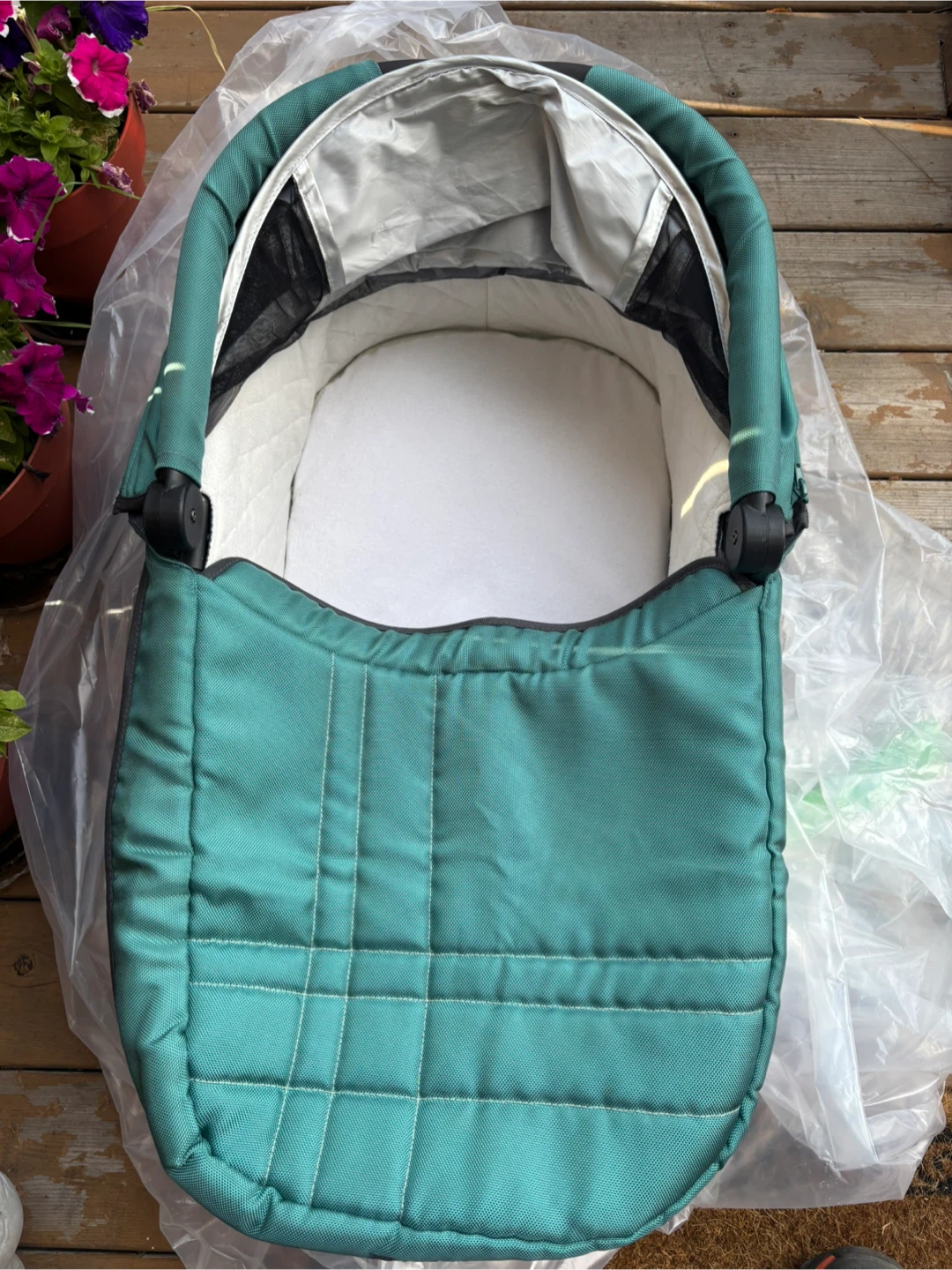 Teal Baby Bassinet Pram Attachment - photo 2