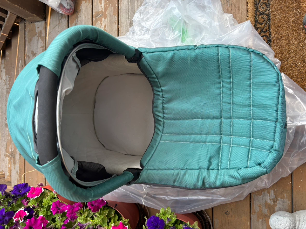 Teal Baby Bassinet Pram Attachment - photo 3