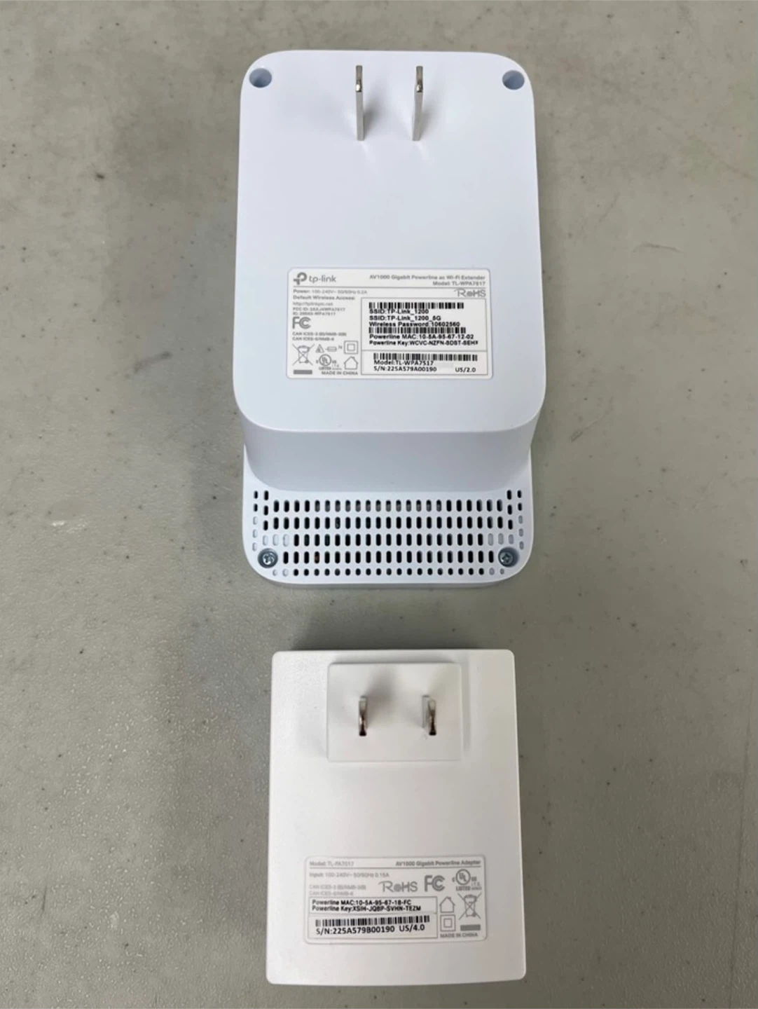 TP-Link AV1000 Powerline Wi-Fi Extender Kit (Open Box) - photo 5