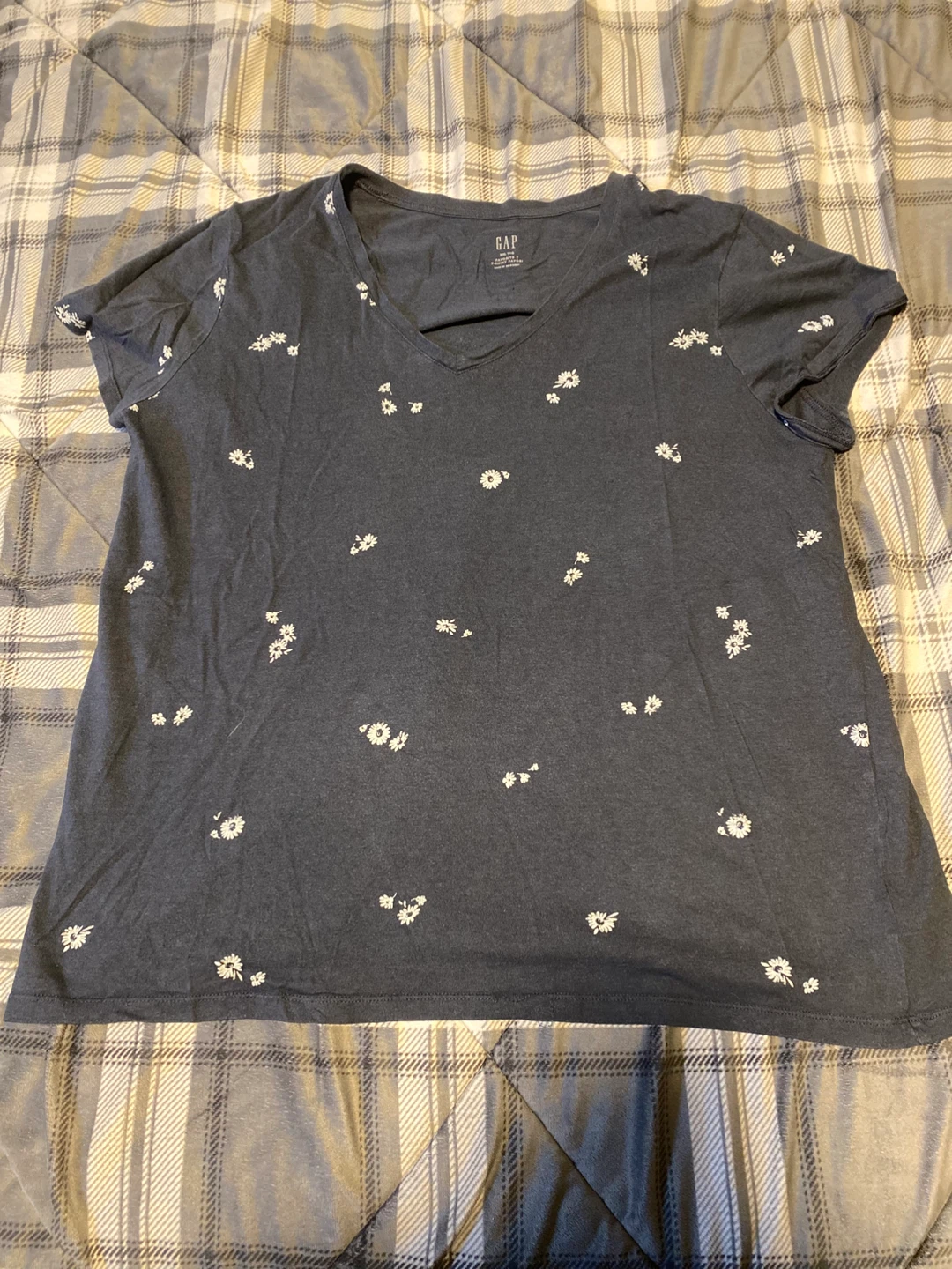 Women's GAP Floral V-Neck T-Shirt Size XXL