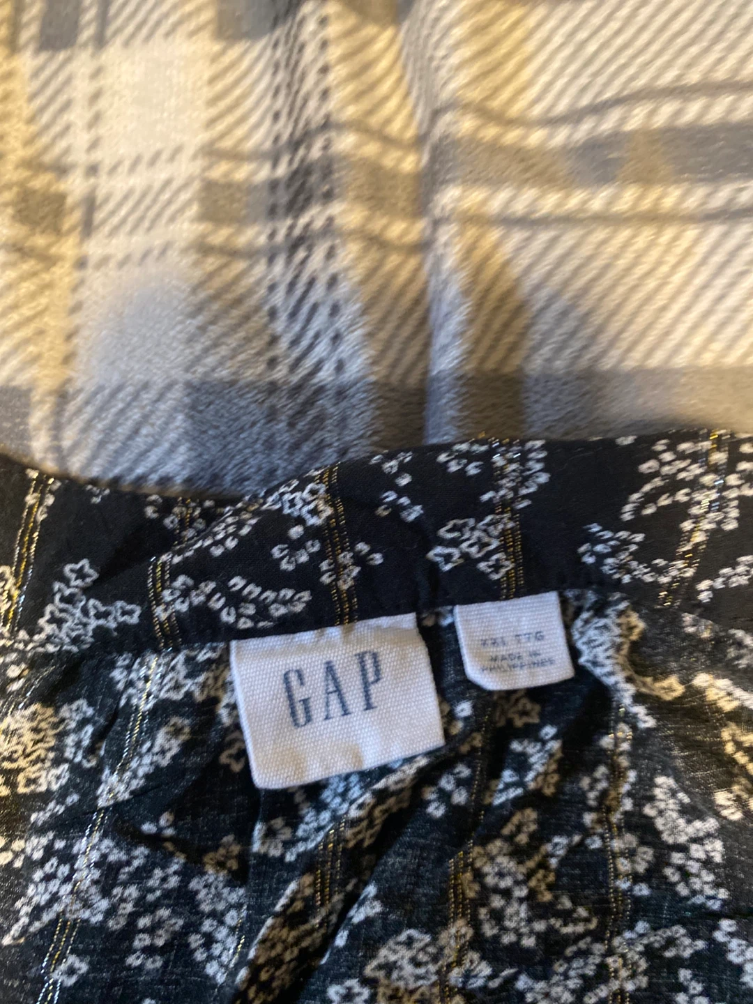 Women's GAP  Short Sleeve Blouse Size XXL - photo 2