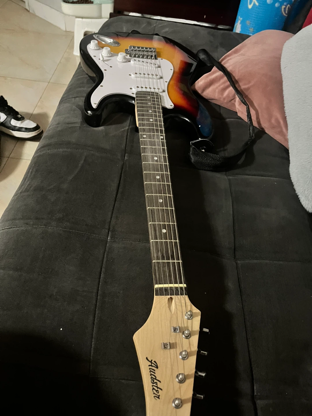 Electric Guitar - Sunburst - photo 4