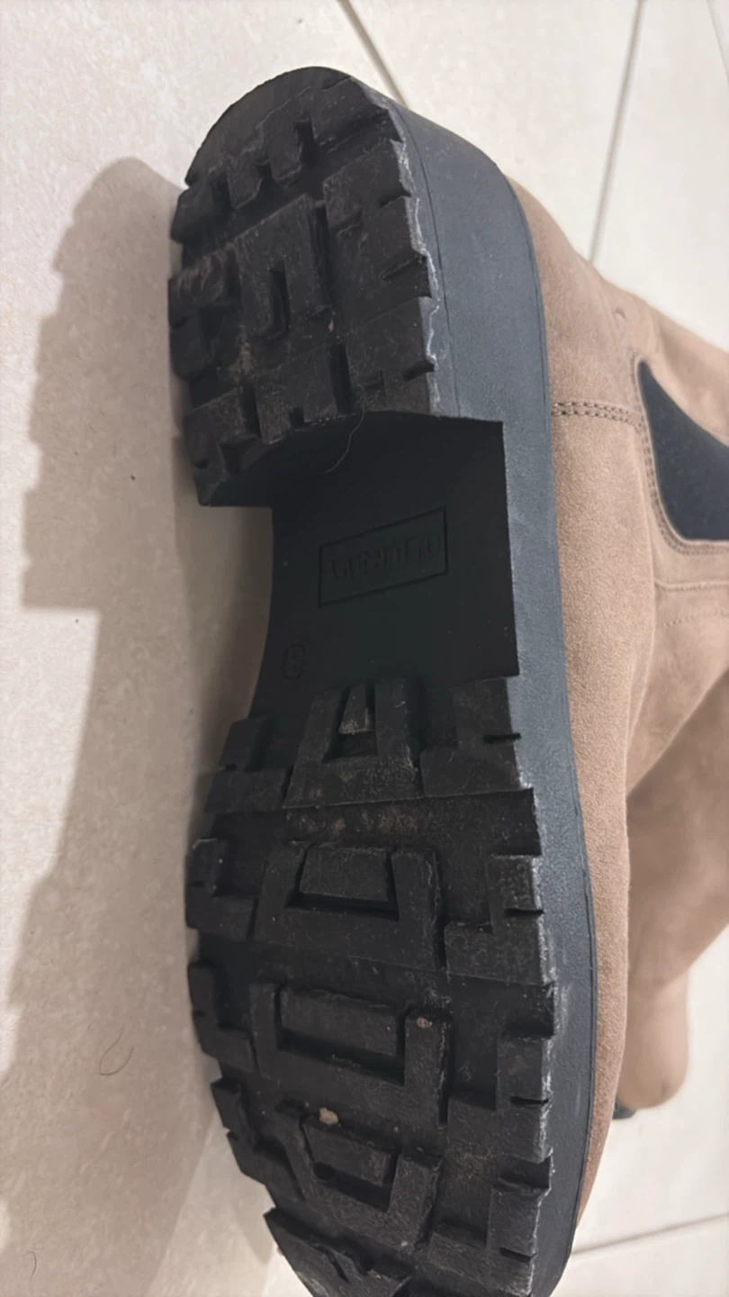 Shoot your offer for branded boots - photo 3