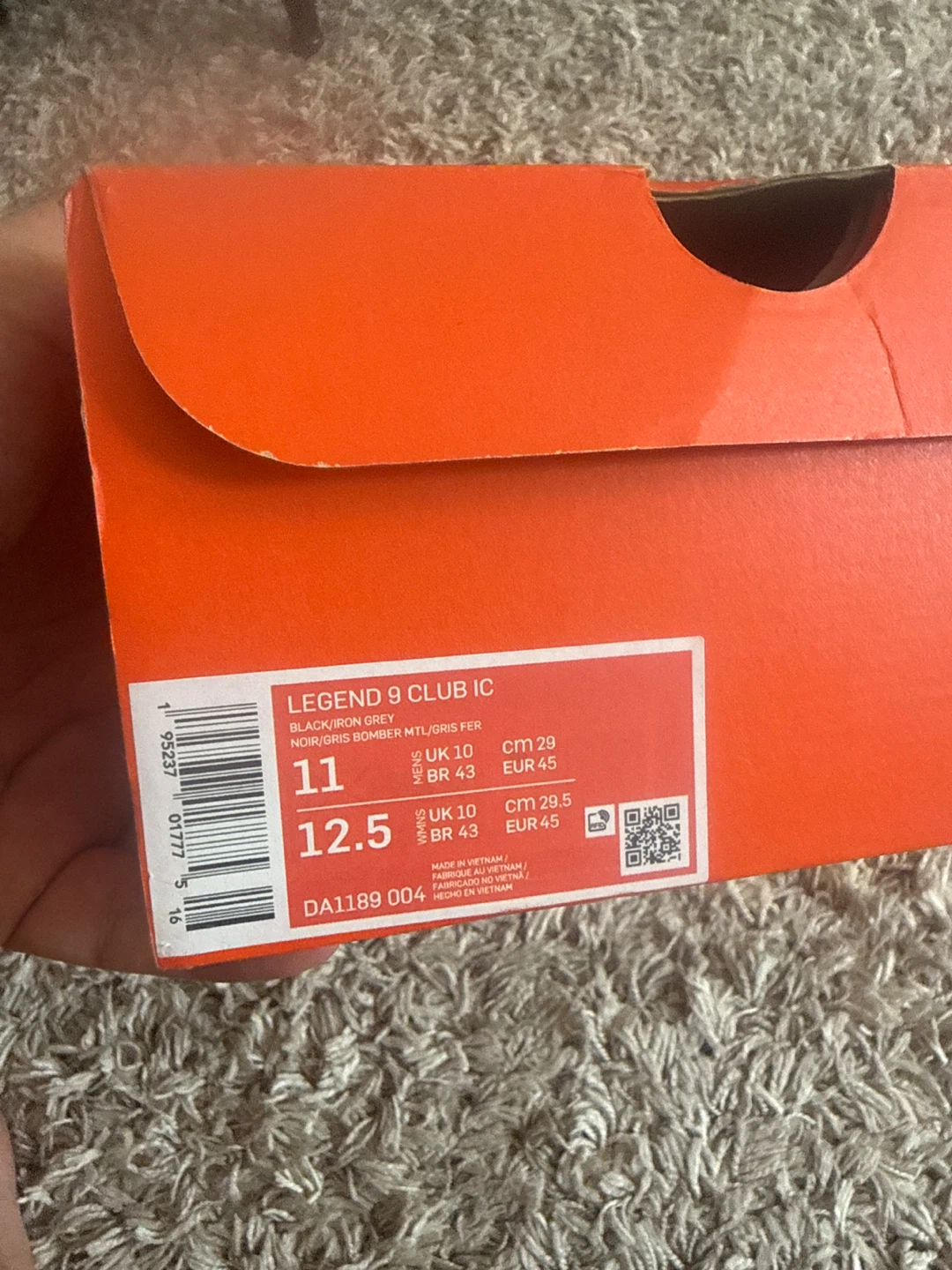 Nike Legend 9 Club IC Indoor Soccer Shoes - photo 4