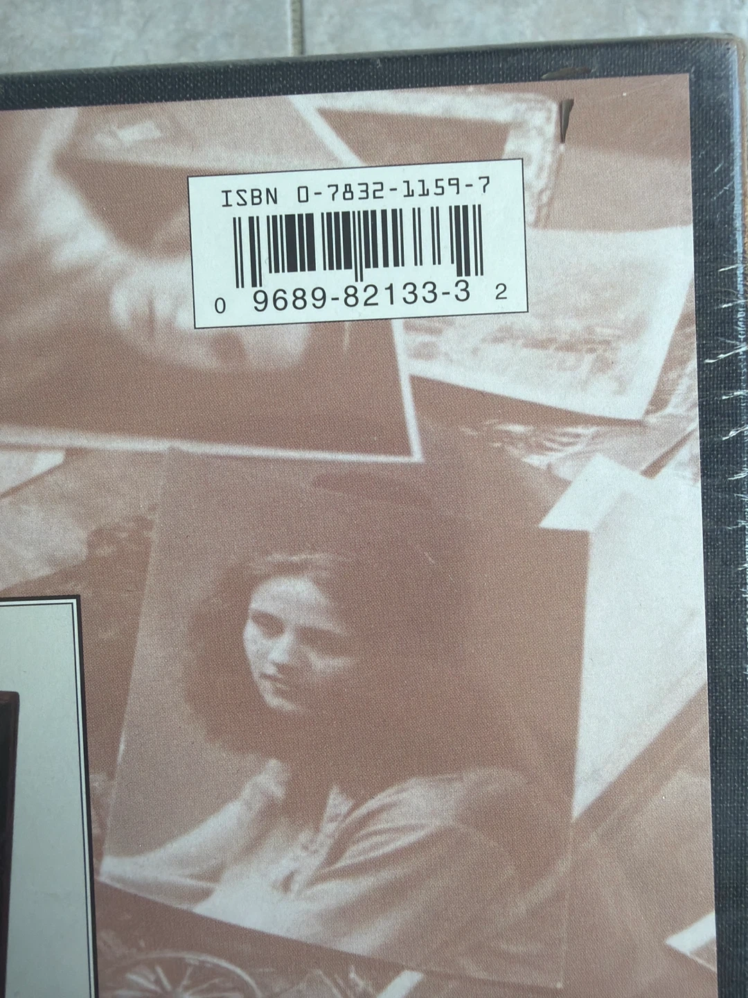 Schindler's List Limited Edition VHS Collector's Boxed Set - photo 5