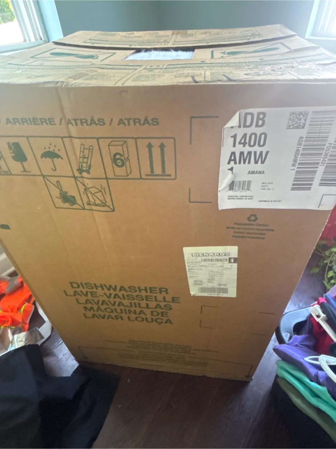 Amana ADB1400AMW Dishwasher. New never opened