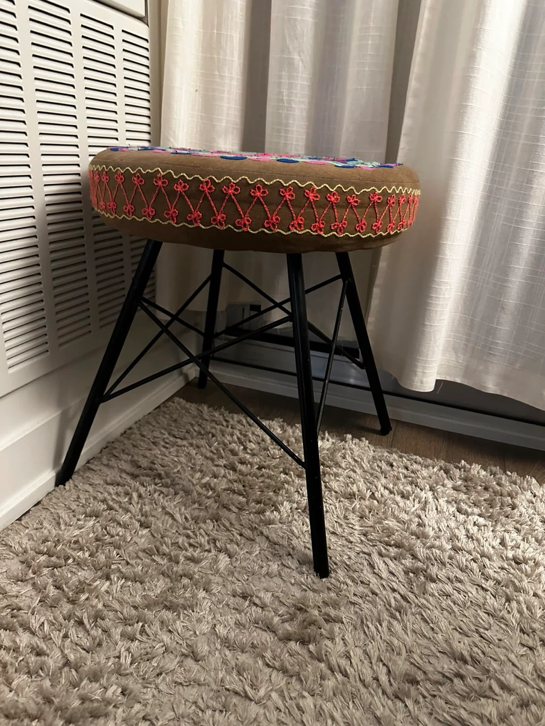 Embroidered Footstool Ottoman - photo 4