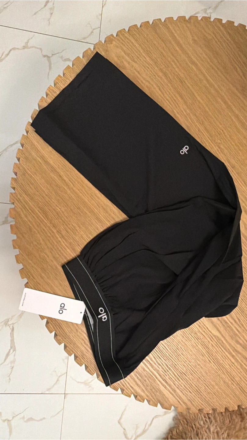 Alo Yoga Wide Leg Pants
