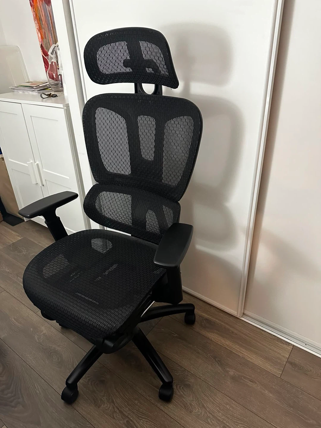 Ergonomic Mesh Office Chair with Headrest
