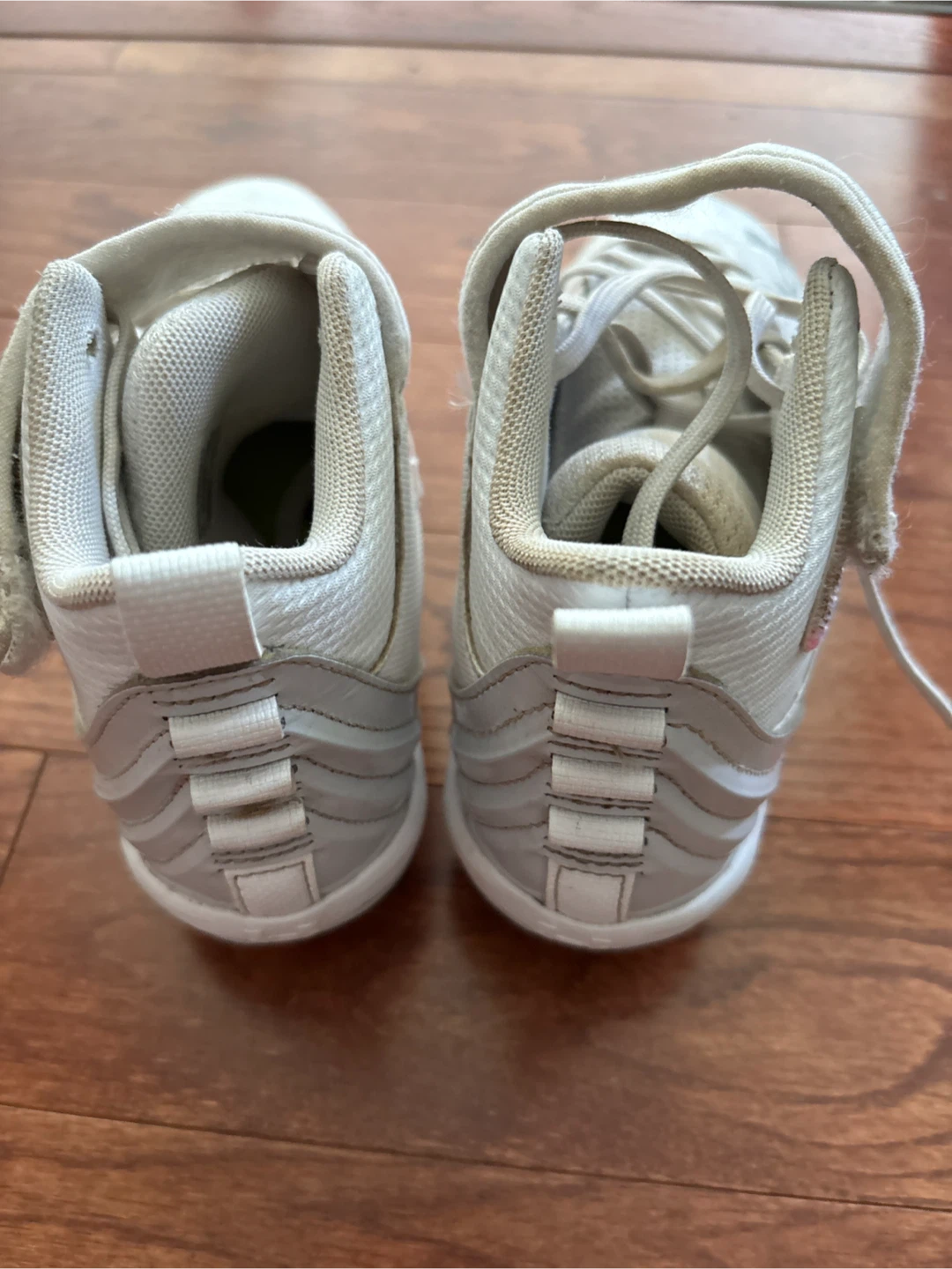 Under Armour White Baseball Cleats - photo 3