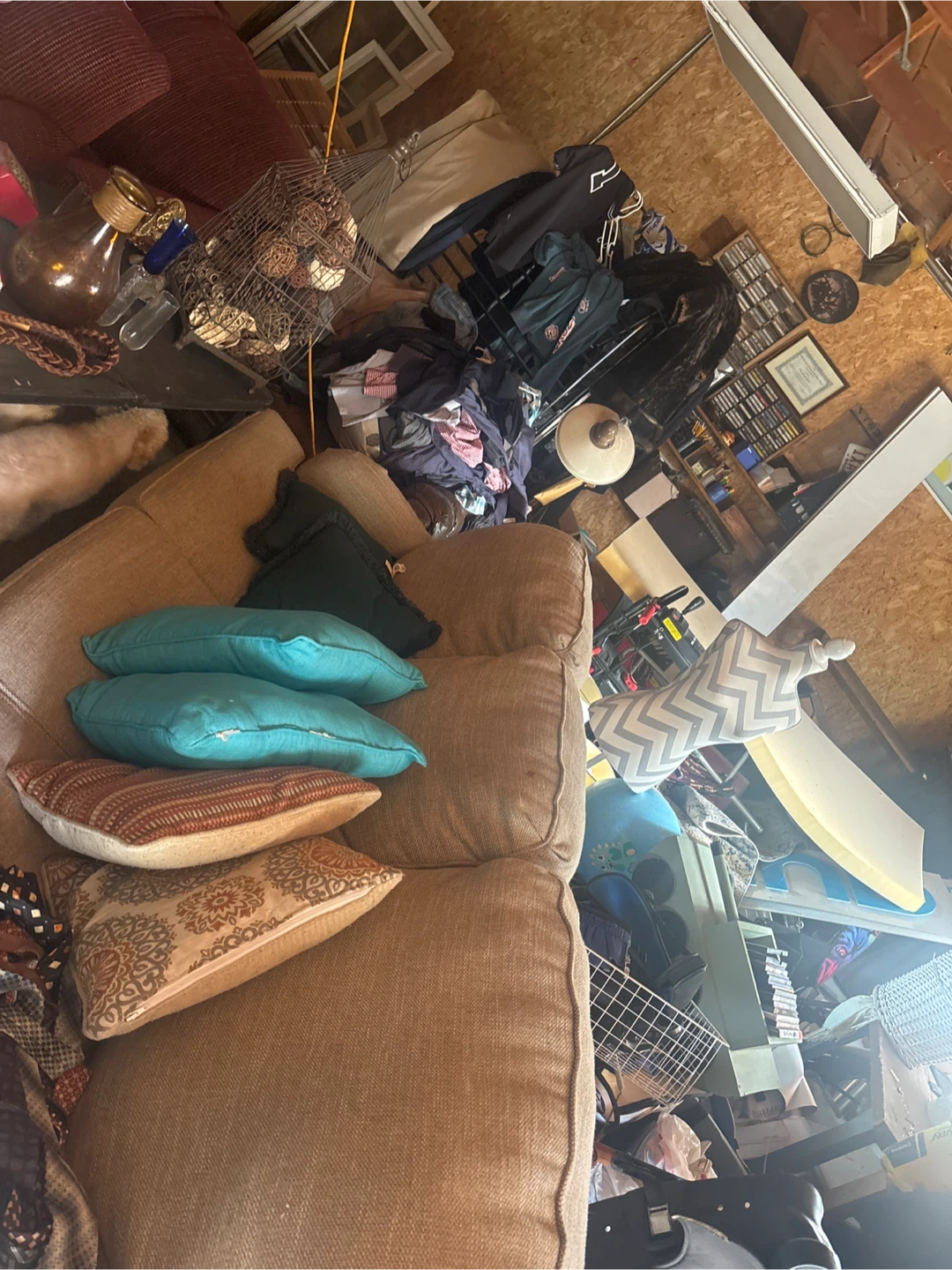 Garage sale 7/3/26 everything $1 . Chairs $5 . Couches $40 - photo 3