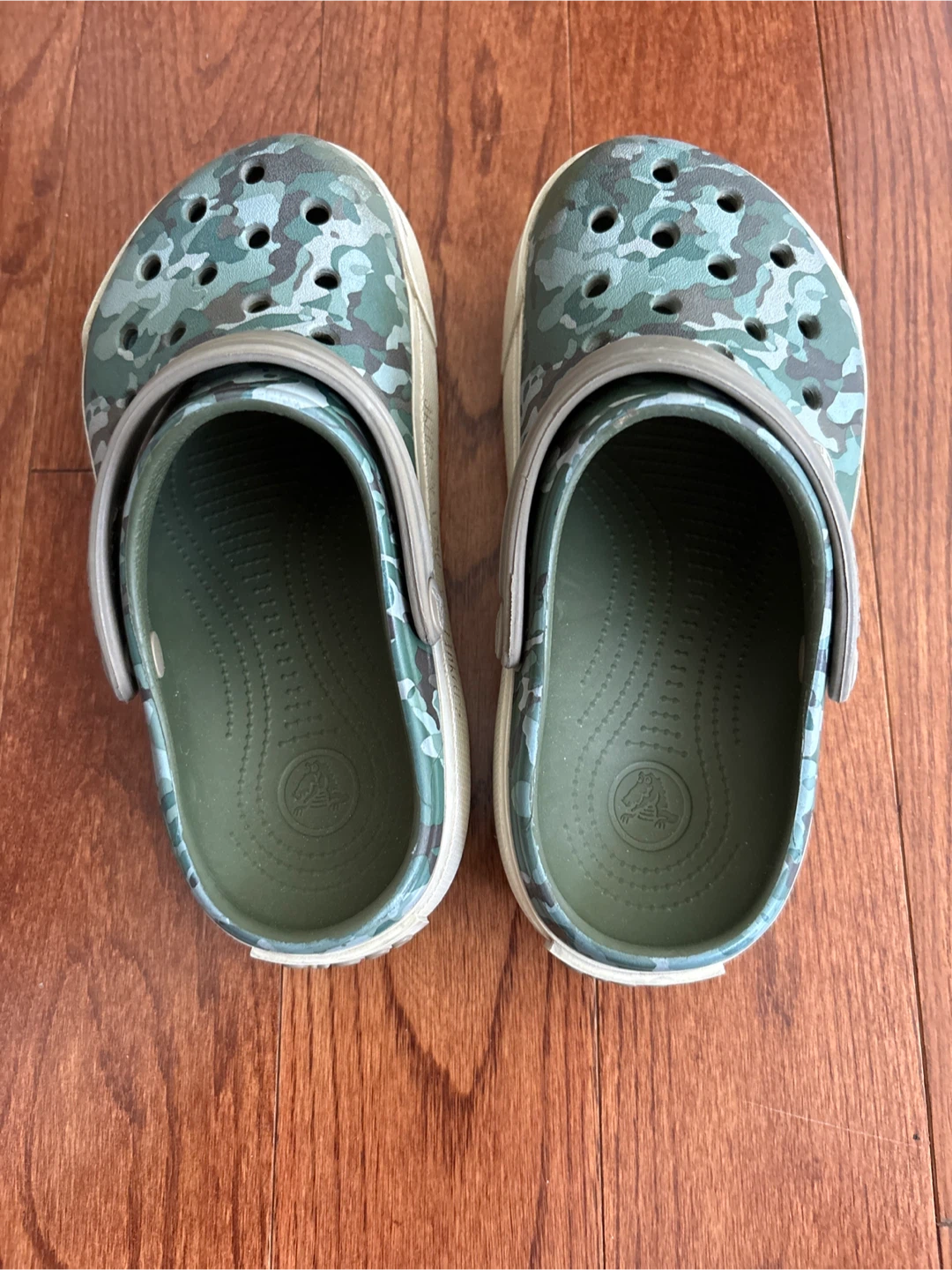 Crocs Size 1 Camo Clogs