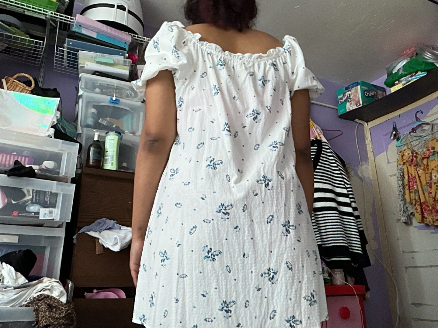 White and Blue Floral Smocked Dress - photo 2