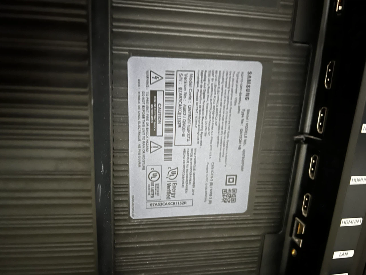 Samsung 75” Q80B QLED TV (QN75Q80BFXZA) – For Parts/Repair - photo 3