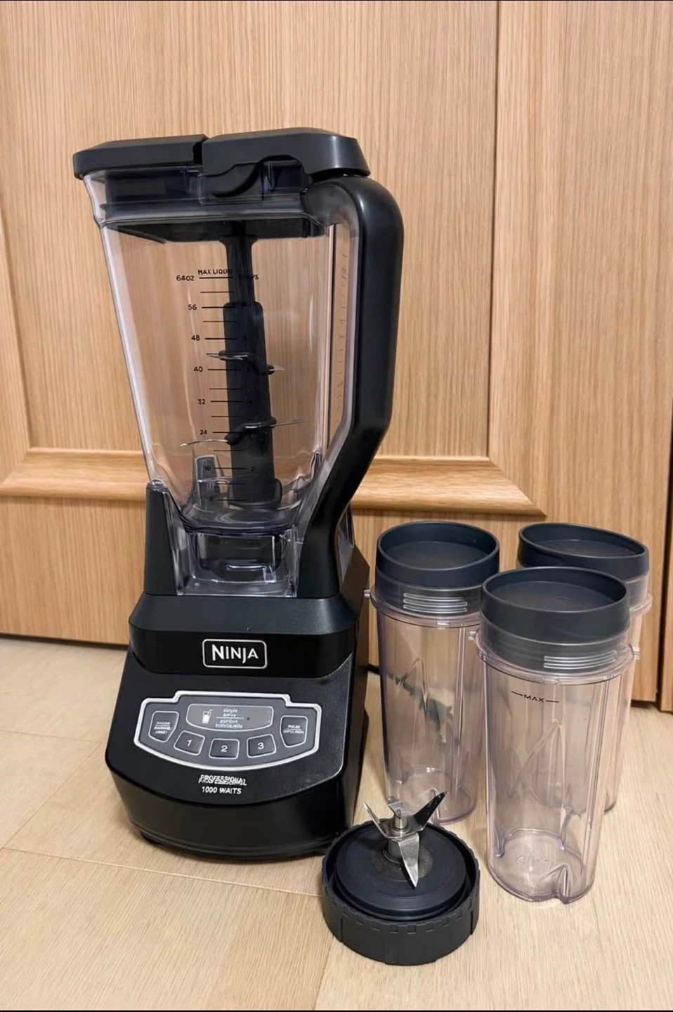 Ninja Professional Blender with Cups