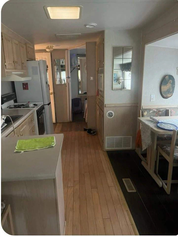 Trailer at crystal beach campground for sale - photo 5
