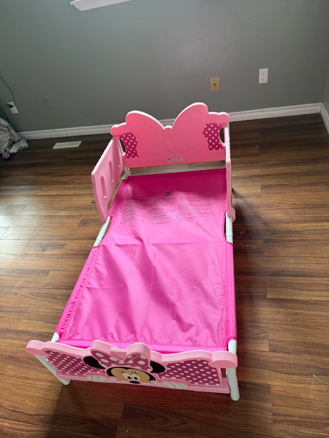 Disney Minnie Mouse Toddler Bed