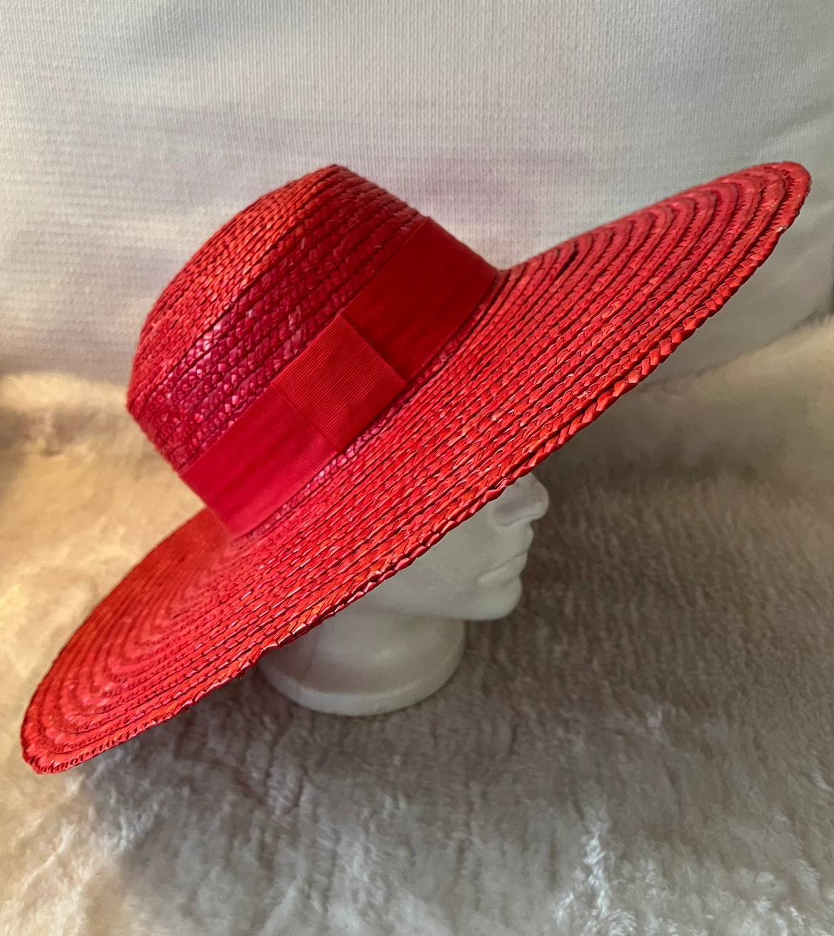 Holt Renfrew Gorgeous Red Wide Brim Straw Hat
