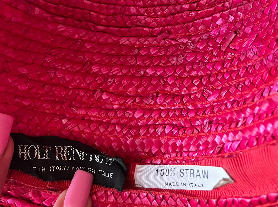 Holt Renfrew Gorgeous Red Wide Brim Straw Hat - photo 2
