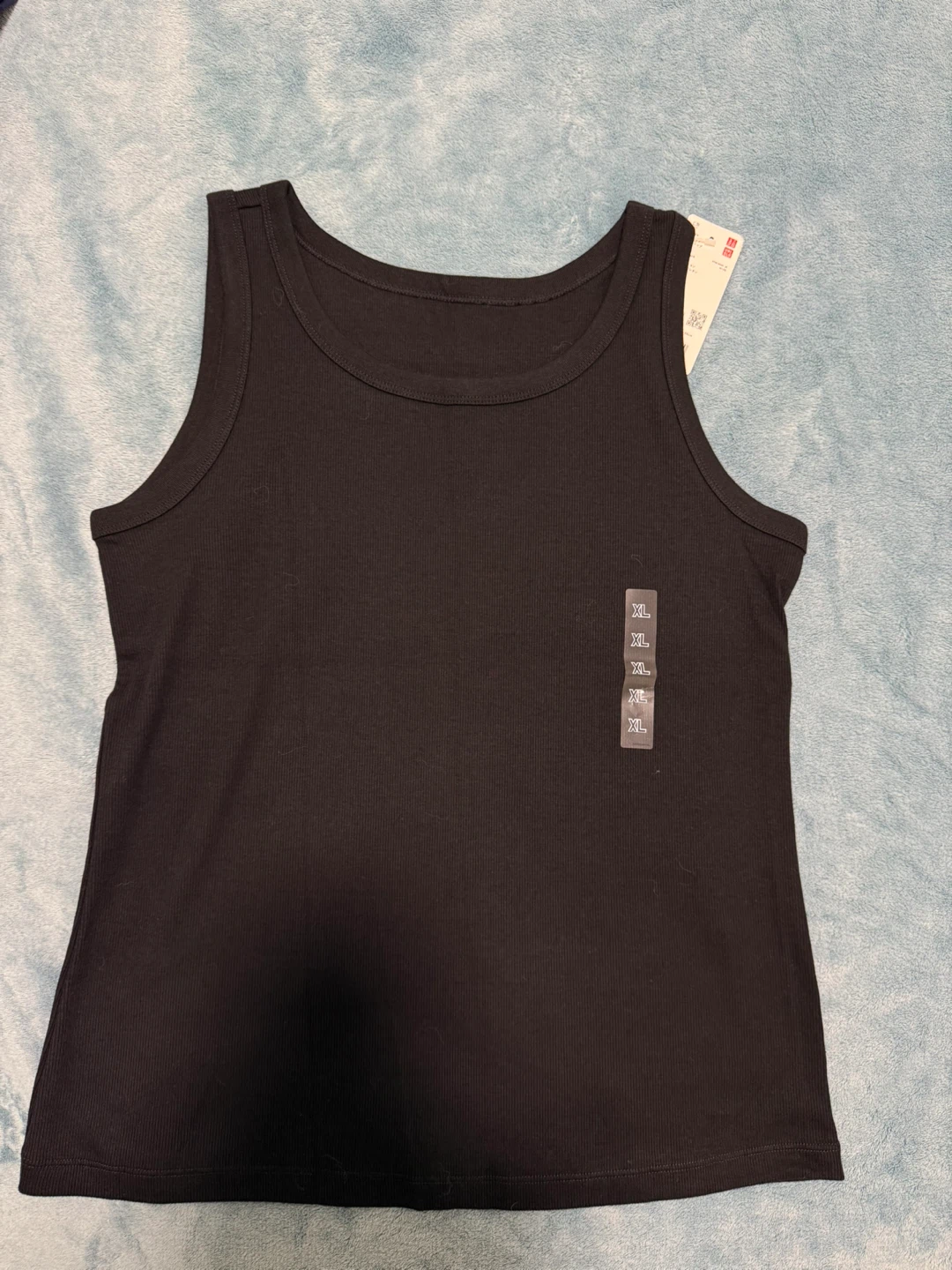 Uniqlo Tank Tops - photo 2