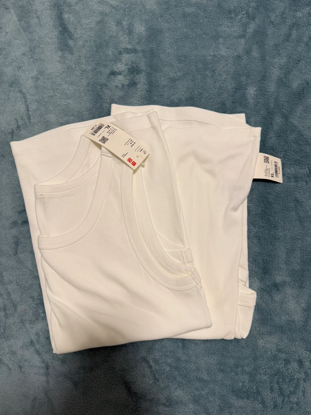 Uniqlo Tank Tops - photo 4