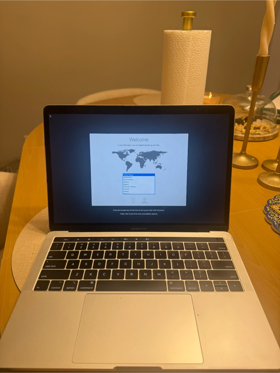 Apple MacBook Pro Laptop
