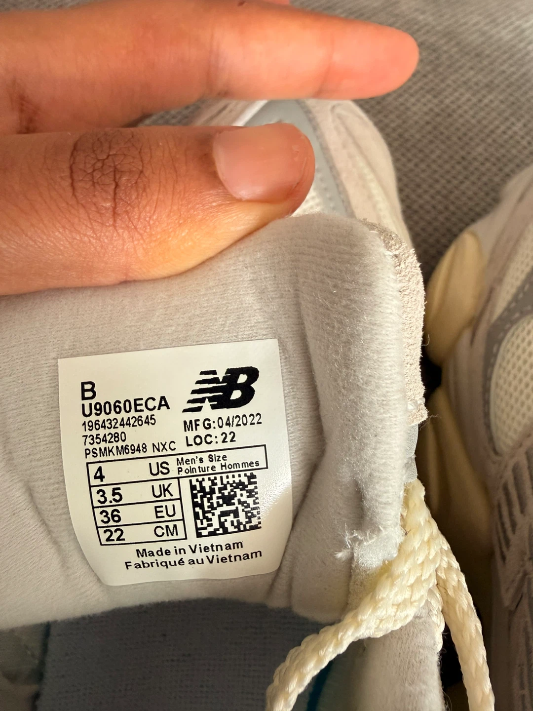 New Balance 9060 Sea Salt Grey – Brand New – - photo 2
