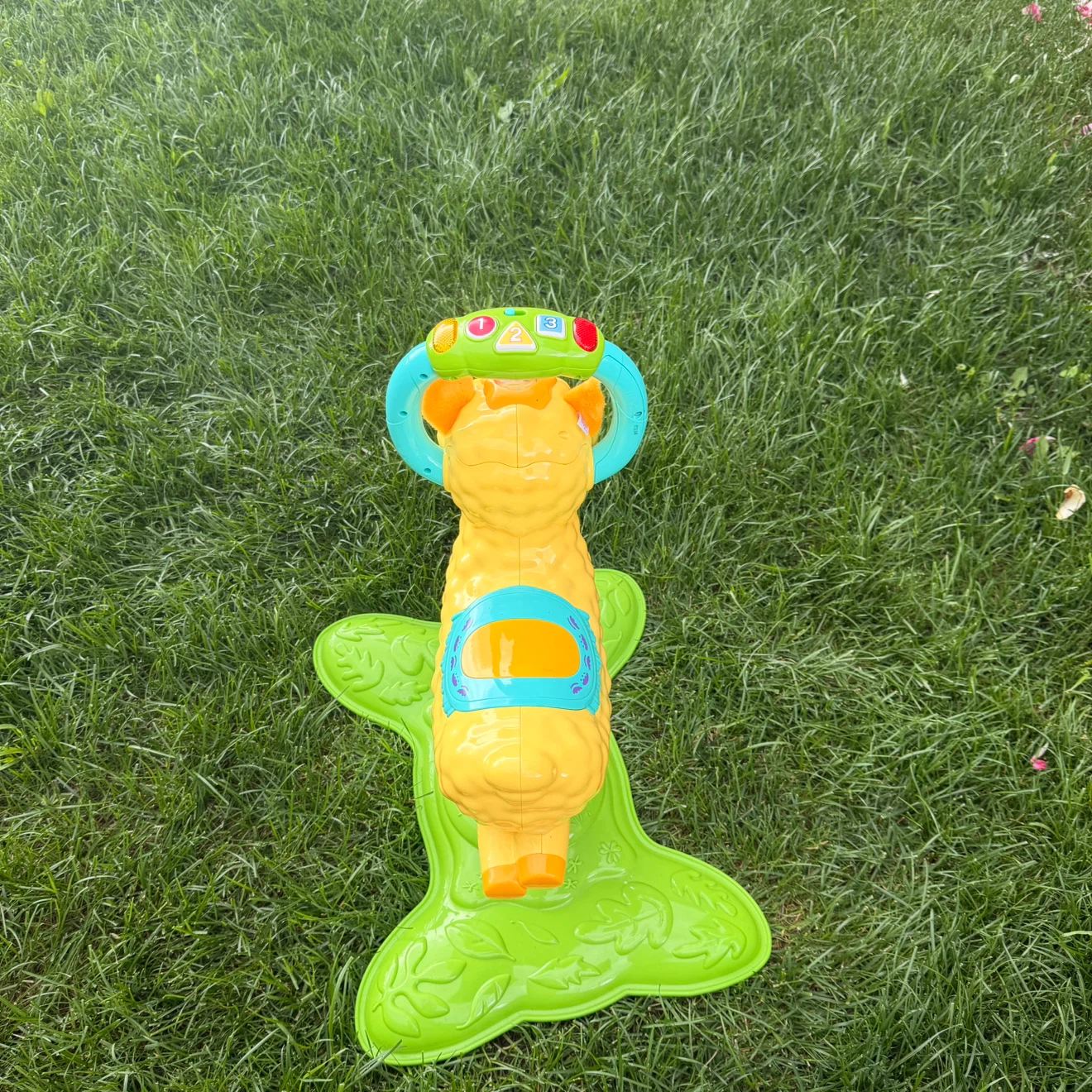 VTech Go! Go! Smart Wheels Swiggle & Spin Traffic Light - photo 4