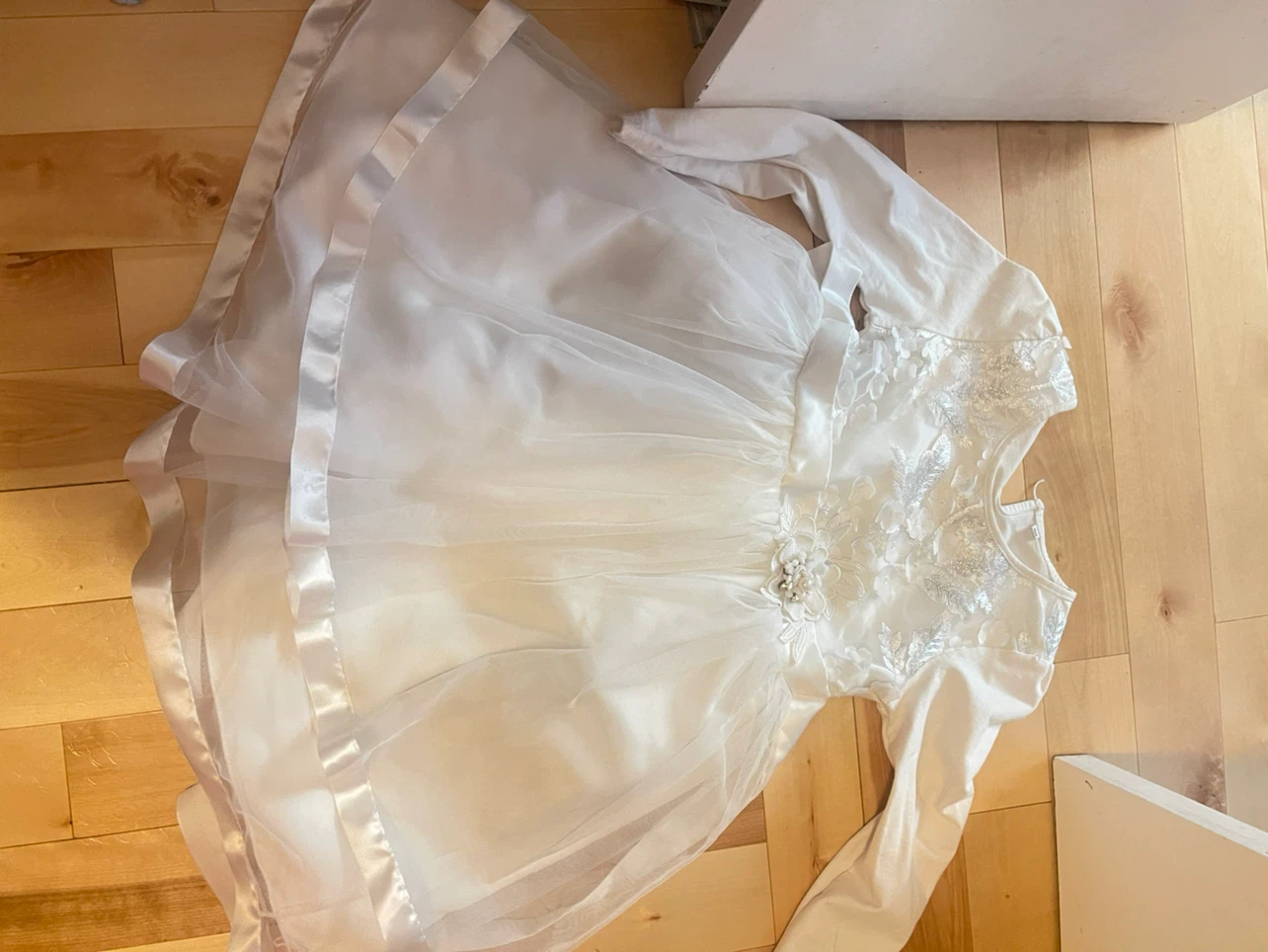 White Flower Girl Dress - photo 2