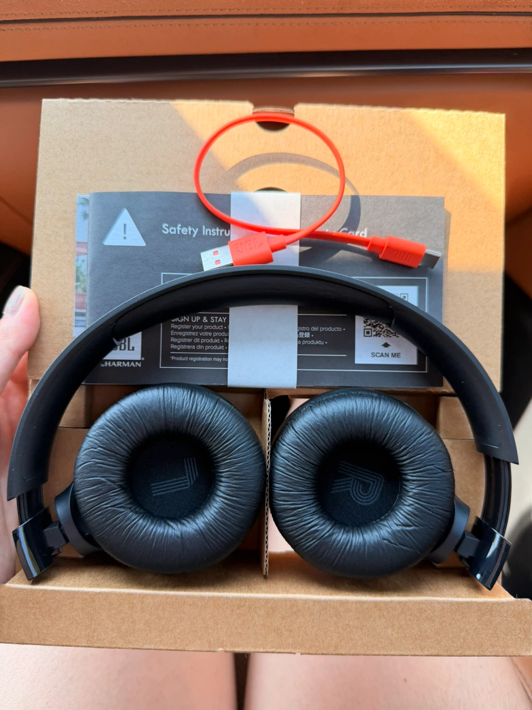 Brand New-JBL TUNE 520BT Wireless On-Ear Headphones - photo 3
