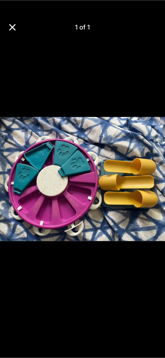 Interactive Dog Puzzle Feeder Toy