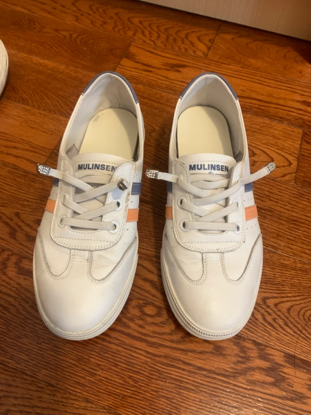 Size 36 White Leather Retro Sneakers Stripe Details