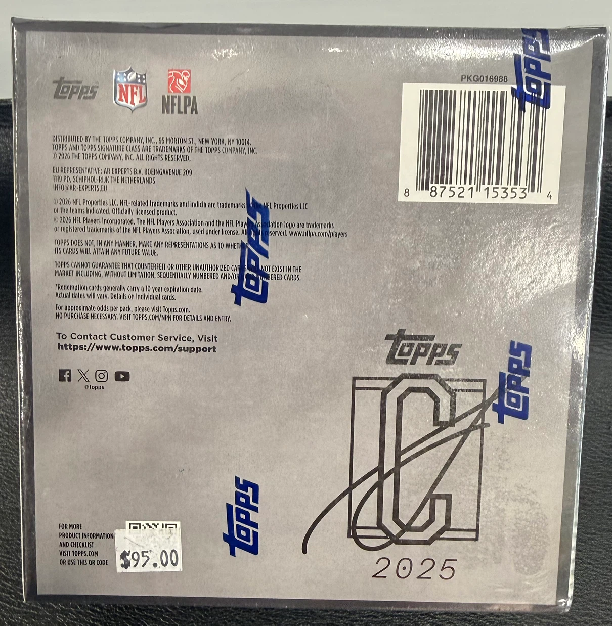 Topps Signature Class Football 2025 NFL Trading Cards - photo 2