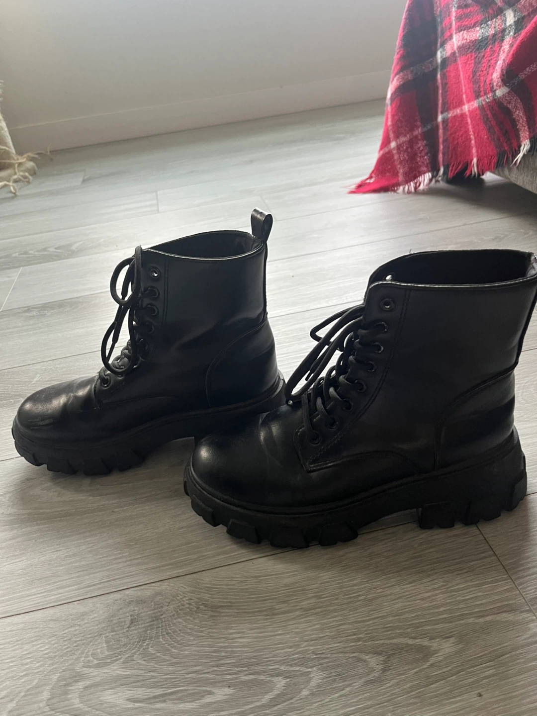 Black Lace-Up Combat Boots - photo 3