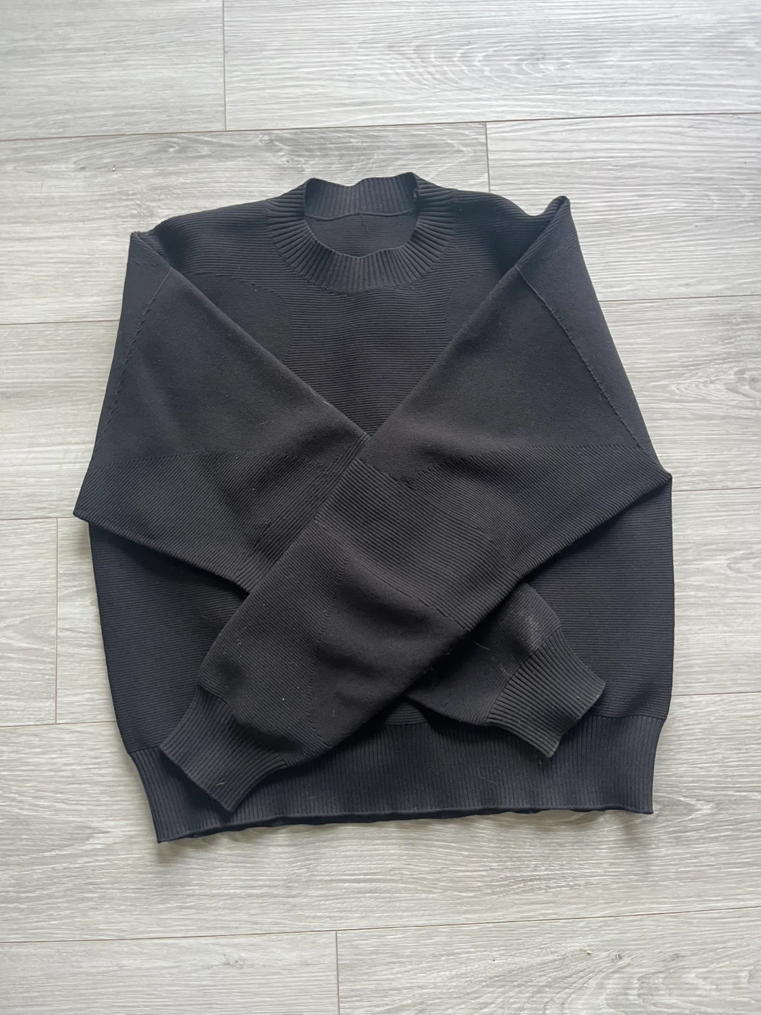 Lululemon Black Knit Sweater