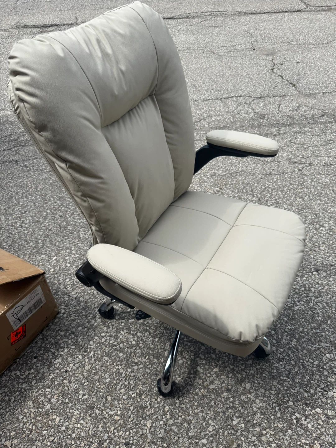 Executive Office Chair - Beige - photo 4
