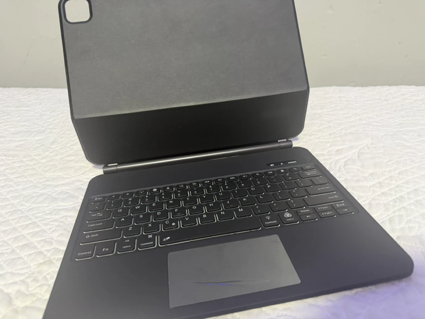Apple Magic Keyboard for iPad Pro - photo 4