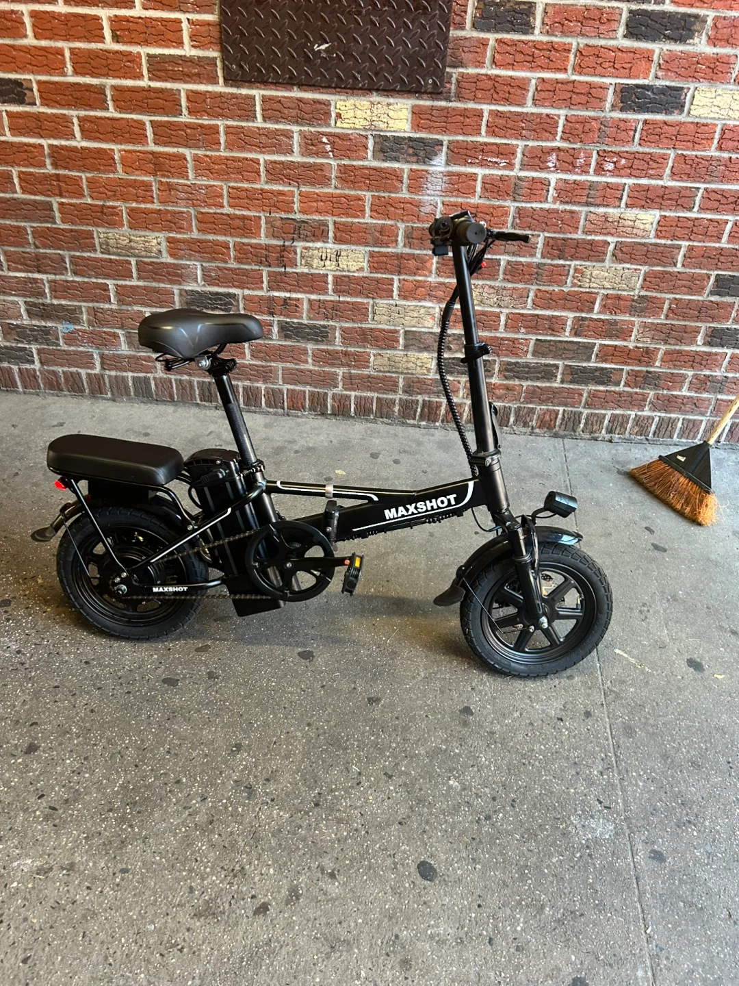 MAXSHOT Folding Electric Bike