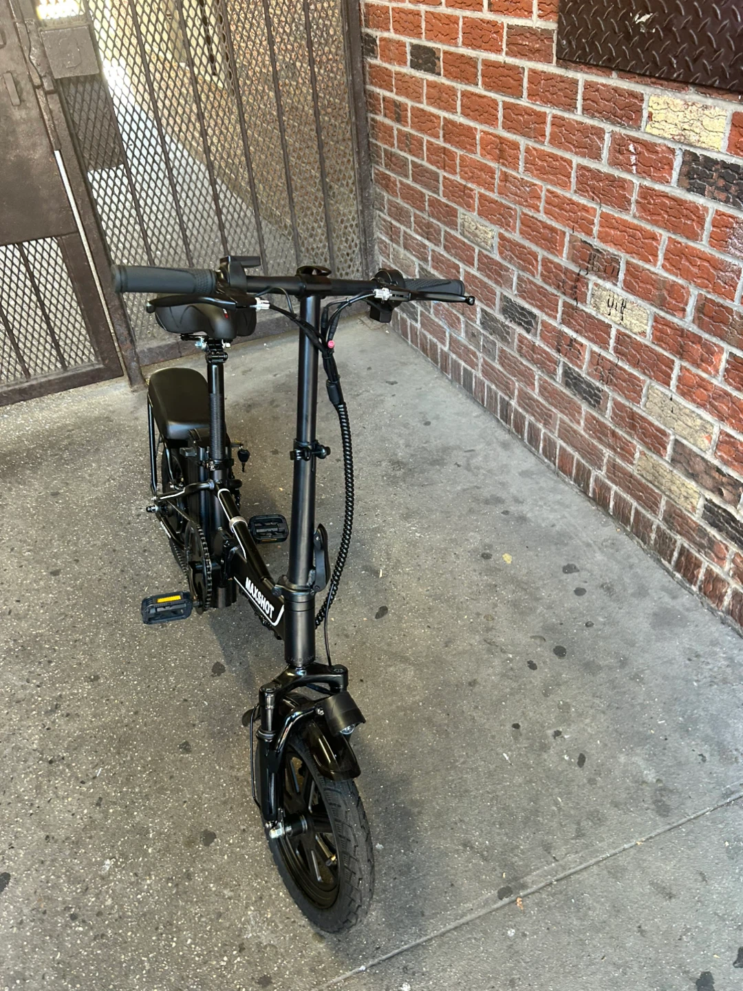 MAXSHOT Folding Electric Bike - photo 2