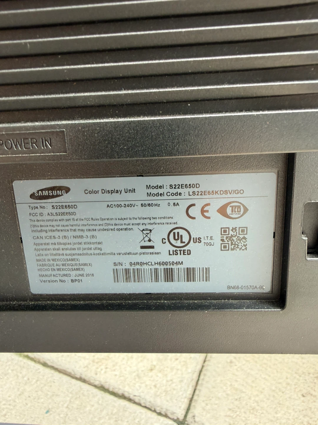 Samsung 22-inch LED monitor - photo 5