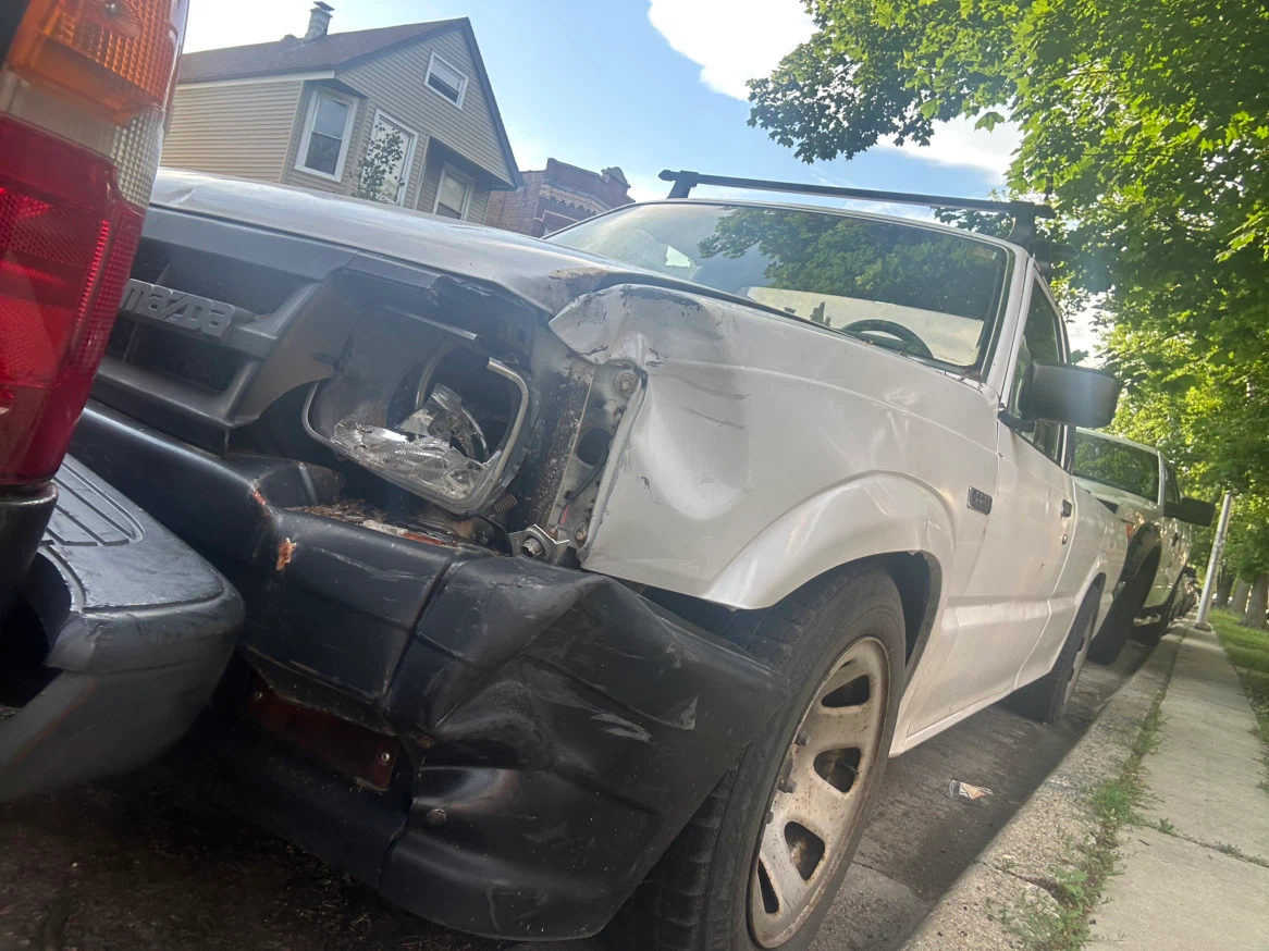 White Mazda B-Series Pickup Truck - photo 5