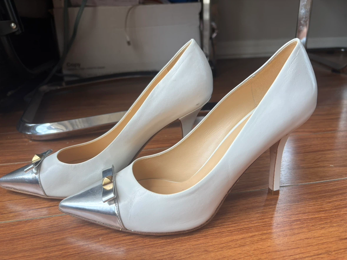 Kate Spade White & Silver Heels - Size 8.5
