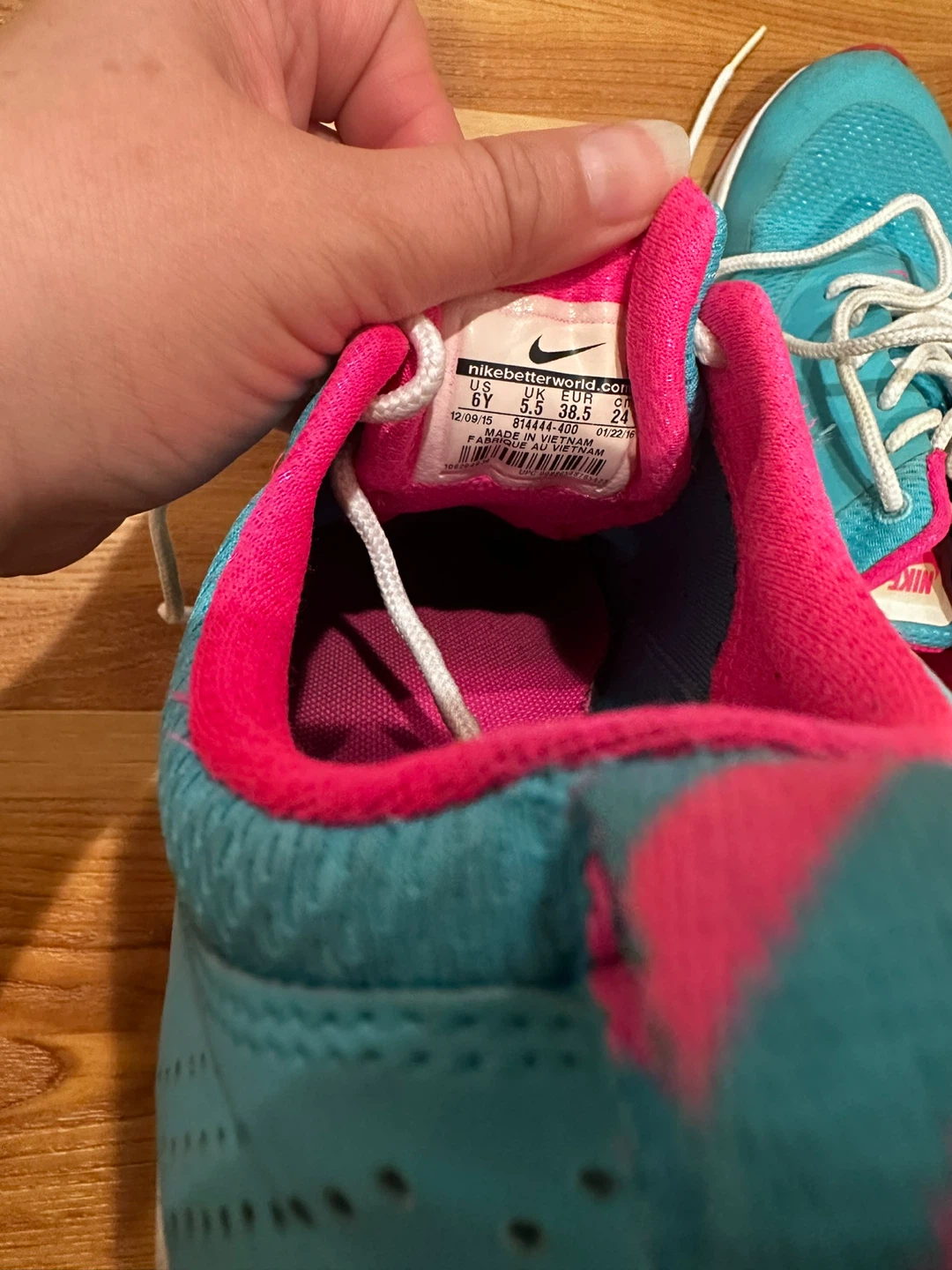 Nike Thea Women's Sneakers - photo 3